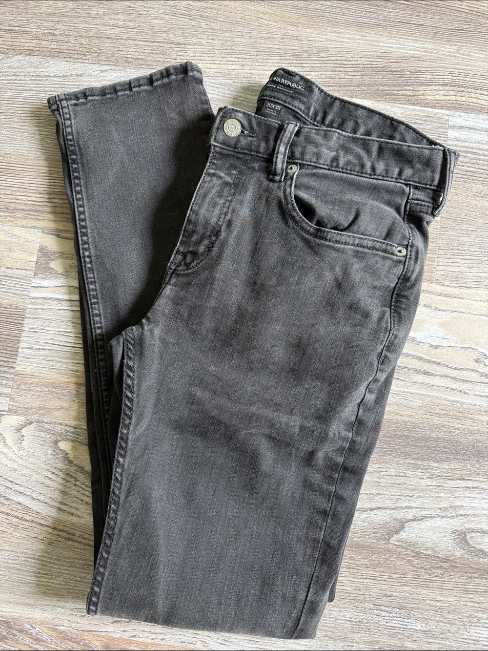 Men’s Banana Republic charcoal Slim Jeans